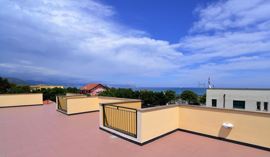 Residence Borgomare Albenga Exterior foto