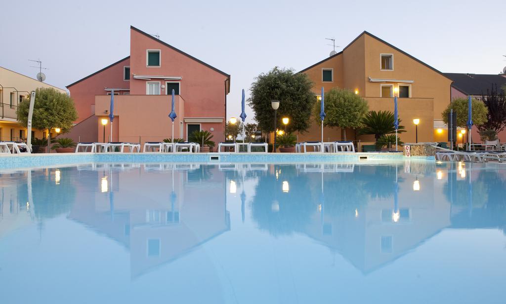 Residence Borgomare Albenga Exterior foto