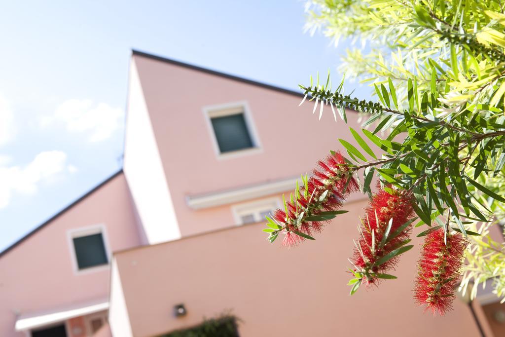 Residence Borgomare Albenga Exterior foto